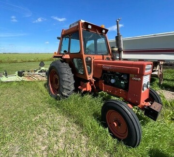 For Sale By Tender - 650 Co-Op Tractor 73HP 